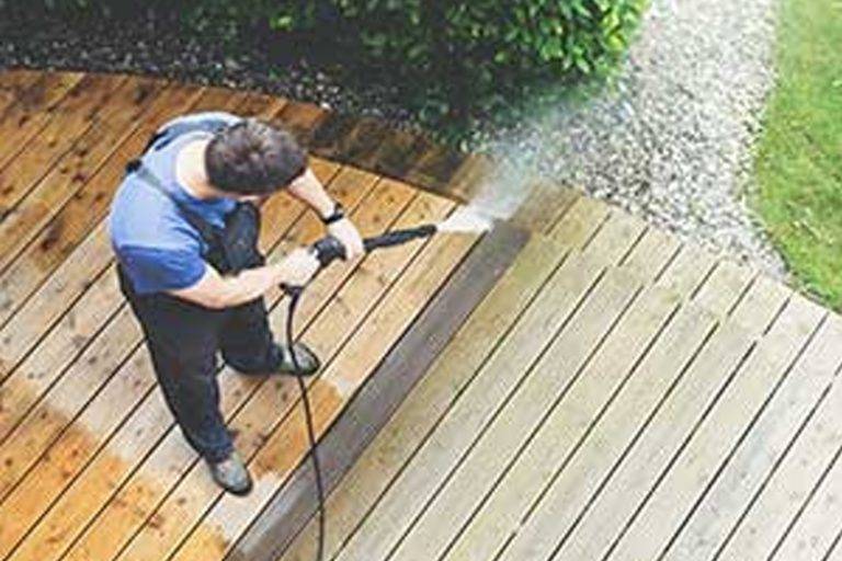 deck cleaners service